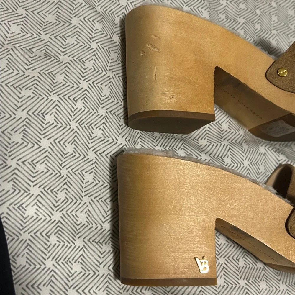 Veronica Beard Tan Suede Slide Sandals with Lamb Fur - 8 - Picture 5 of 6